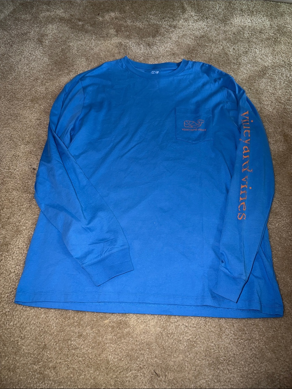 Vineyard Vines Men's Long Sleeve Pocket Tee - Blue with Orange Sleeve Script - Picture 1 of 4